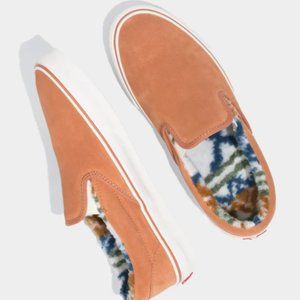 NEW! Vans Classic Suede Sherpa Slip-on Shoes